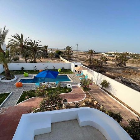 Villa Khadija Djerba Avec Piscine Midoun Exterior photo